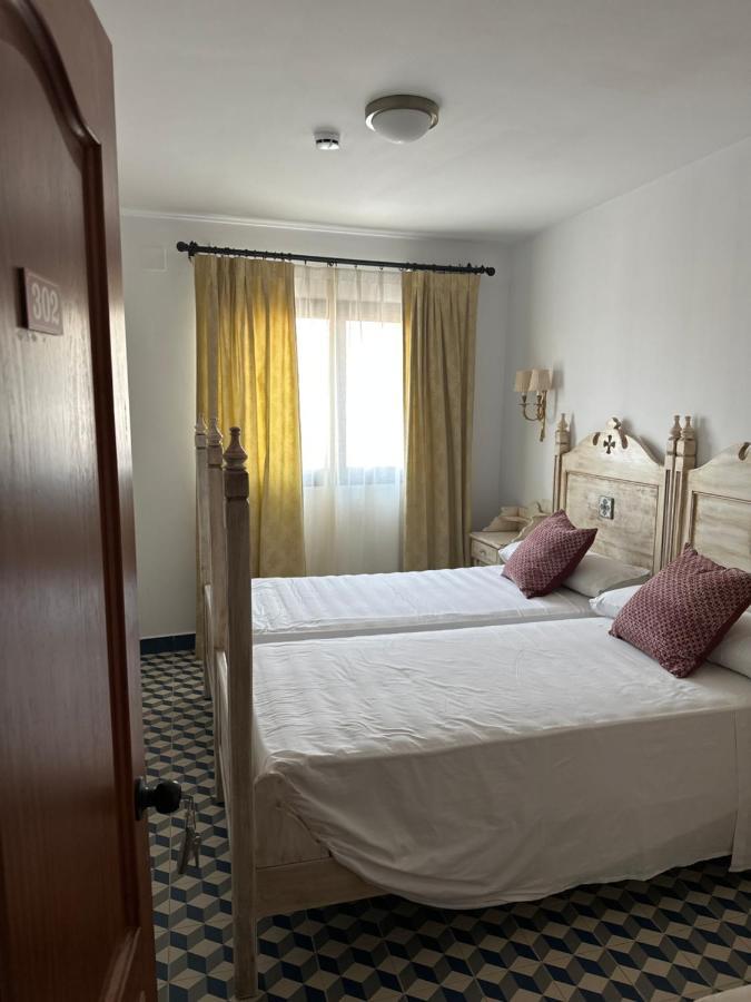 Hostal Moon 托洛克斯 外观 照片